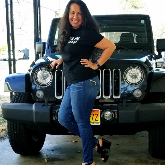 Meet your Posher, Maritza - Picture 3 of 16